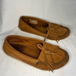 Minnetonka moccasins size 6.5 women ✨✨